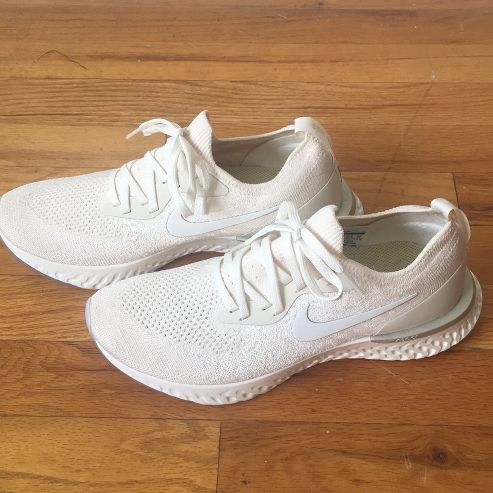 NIKE Epic React Flyknit